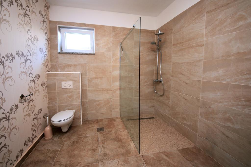 Apartment Mare Vodice Buitenkant foto