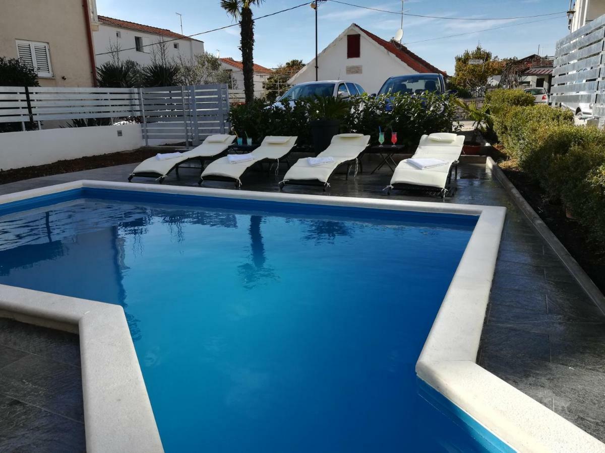 Apartment Mare Vodice Buitenkant foto