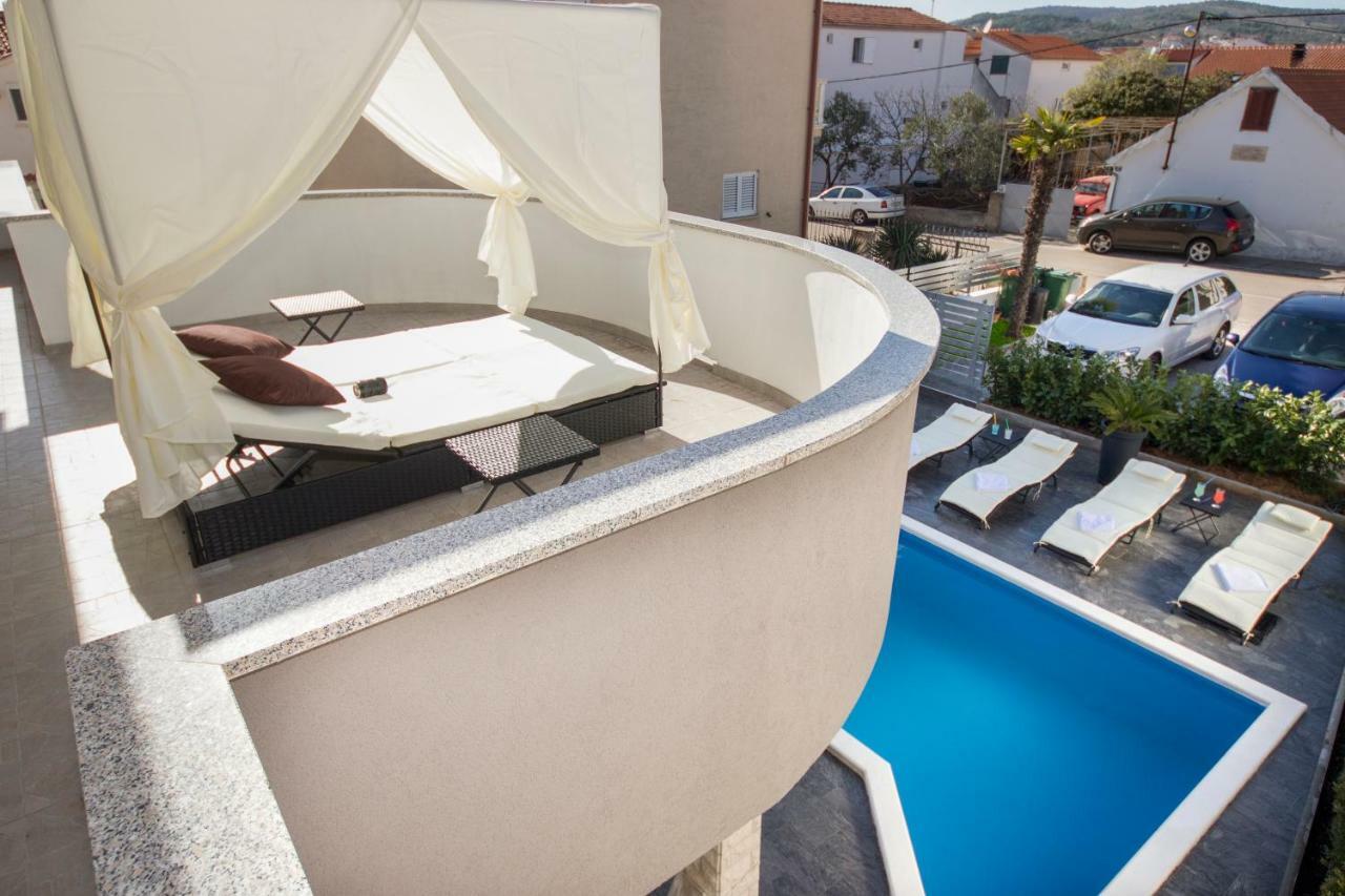 Apartment Mare Vodice Buitenkant foto